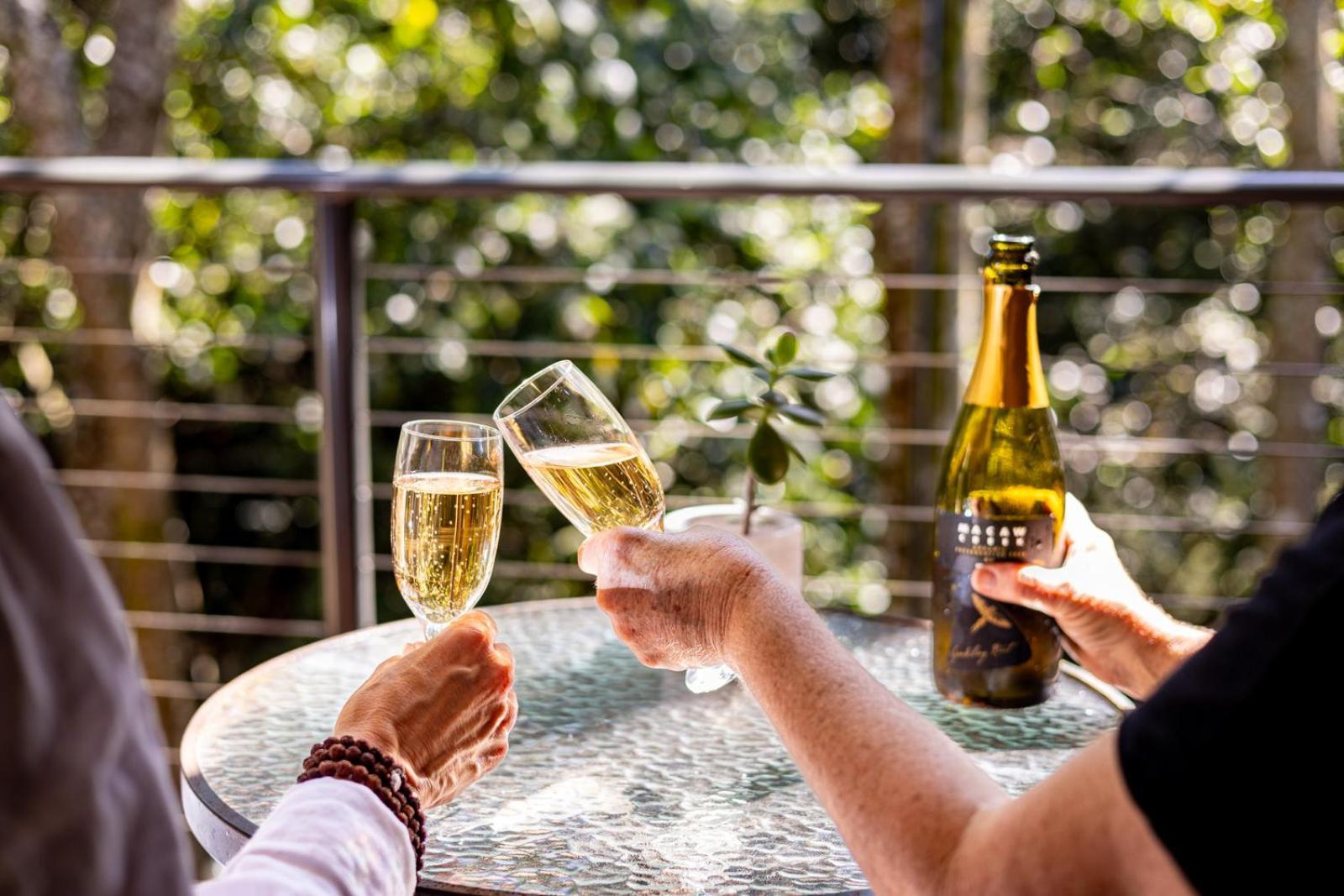 Tranquil Getaways On Obi Maleny Hotel Bilik gambar